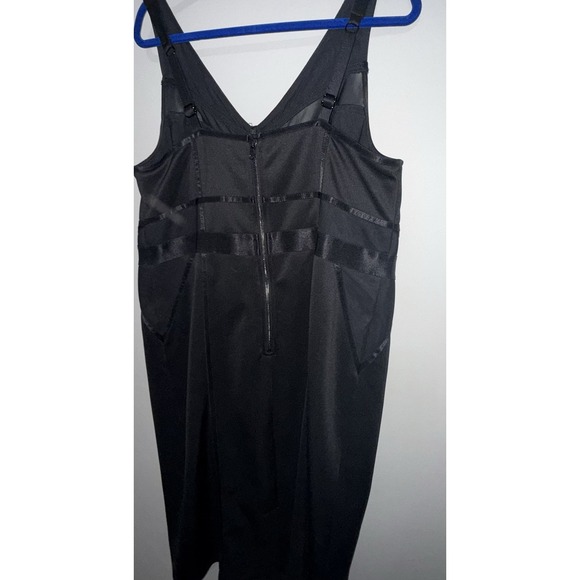 Torrid Black Midi Bodycon Dress Size 2 Scuba Mesh V Neck Stretch Party Dress - Picture 12 of 12